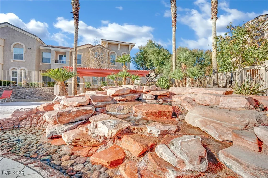 10550 Alexander, Las Vegas, NV 89129