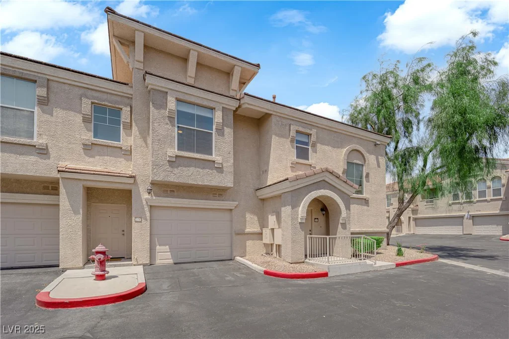 10550 Alexander, Las Vegas, NV 89129