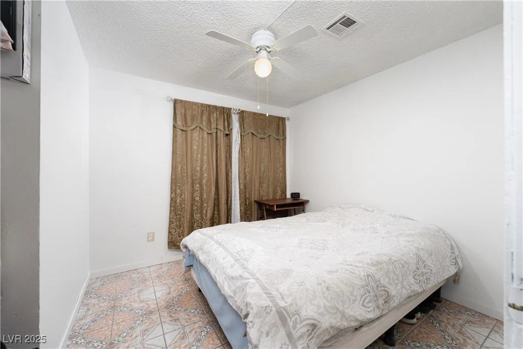 704 Kings, North Las Vegas, NV 89030