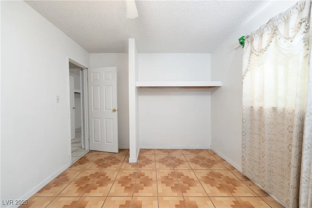 704 Kings, North Las Vegas, NV 89030