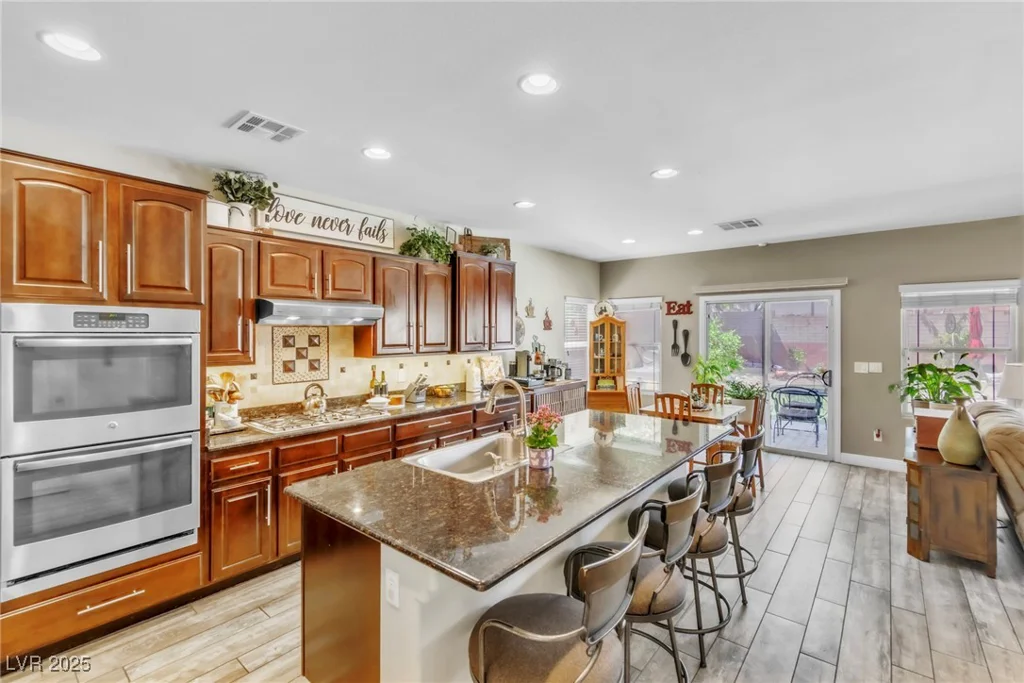 10420 Loma Portal, Las Vegas, NV 89166