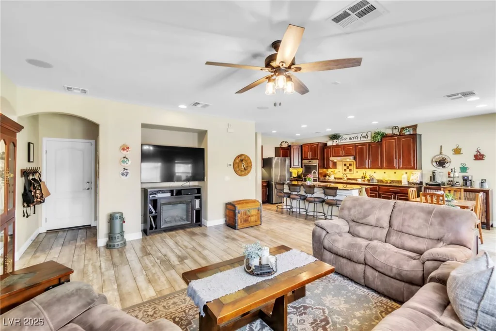 10420 Loma Portal, Las Vegas, NV 89166