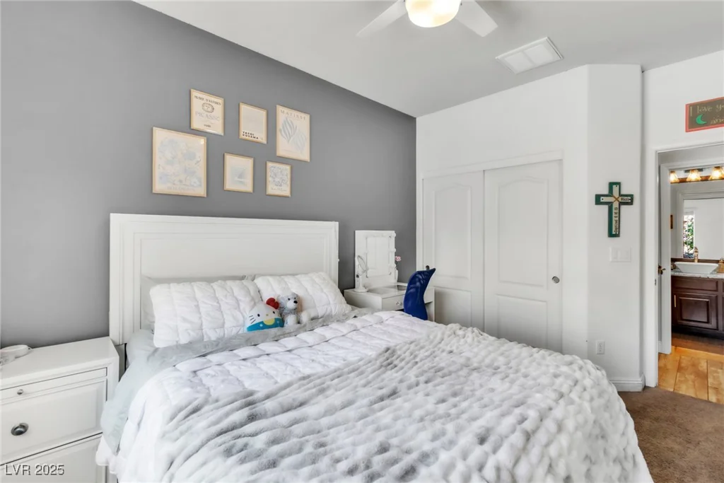 10420 Loma Portal, Las Vegas, NV 89166