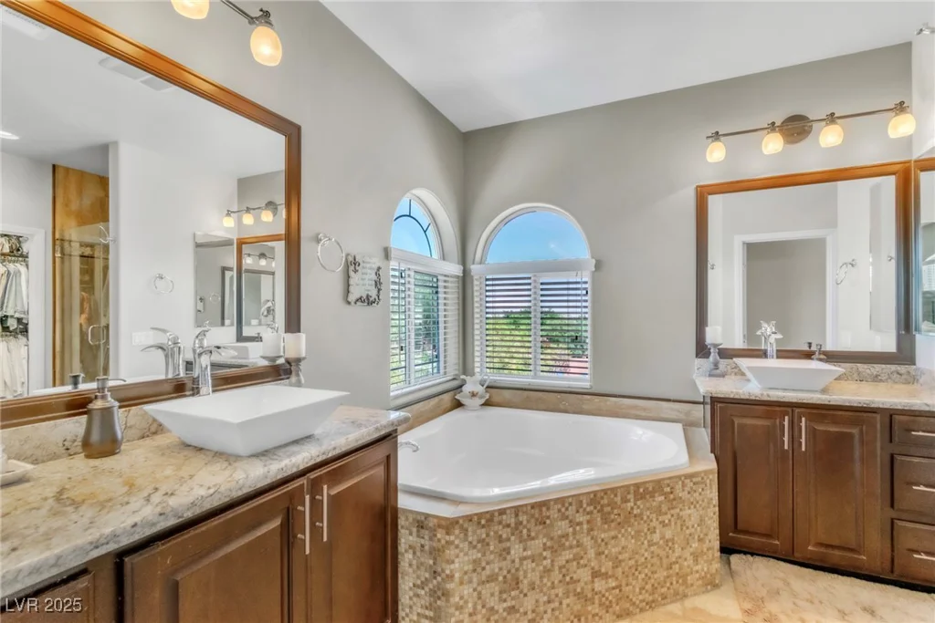10420 Loma Portal, Las Vegas, NV 89166