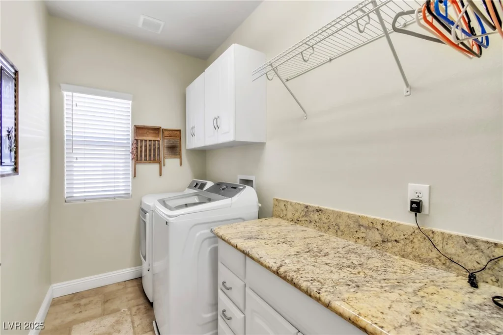 10420 Loma Portal, Las Vegas, NV 89166