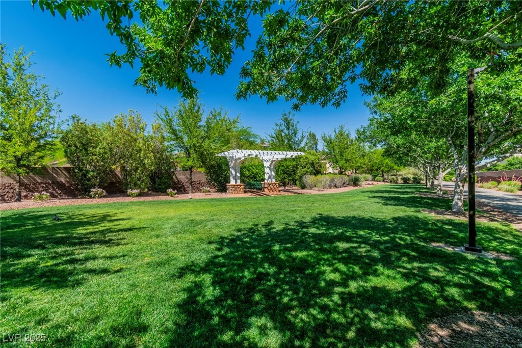 10420 Loma Portal, Las Vegas, NV 89166