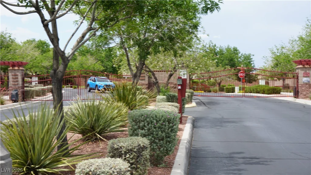 10420 Loma Portal, Las Vegas, NV 89166