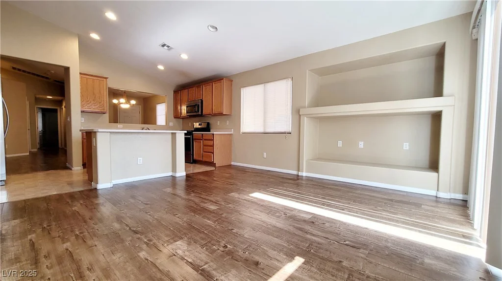 6516 Velvet Silk, North Las Vegas, NV 89084
