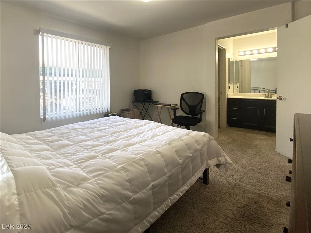 1533 Linnbaker, Las Vegas, NV 89110