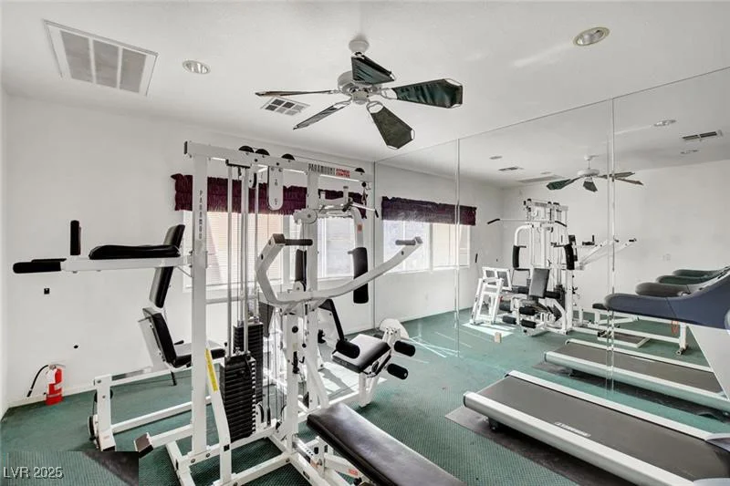 1533 Linnbaker, Las Vegas, NV 89110