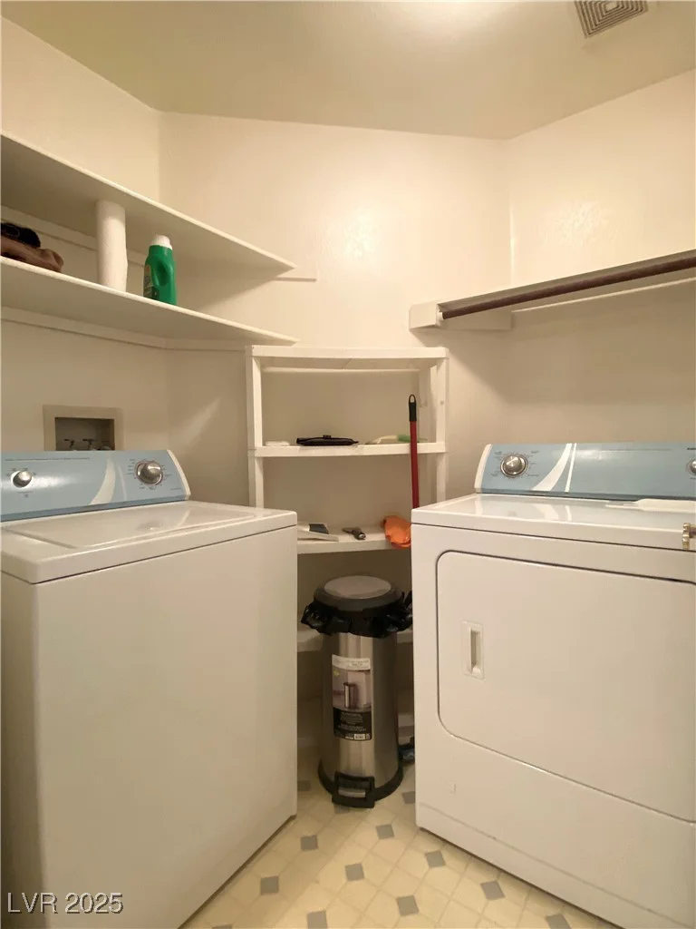1533 Linnbaker, Las Vegas, NV 89110