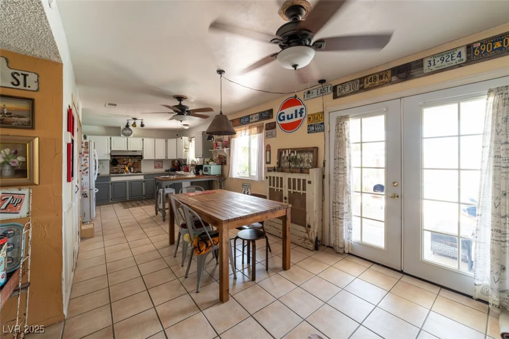 6432 Aberdeen, Las Vegas, NV 89107
