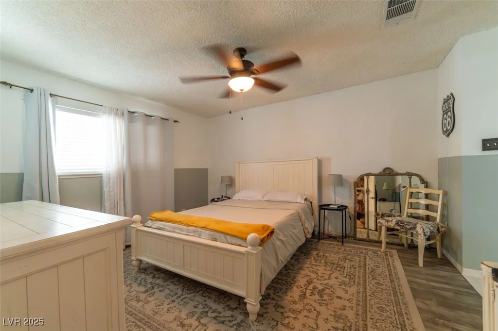 6432 Aberdeen, Las Vegas, NV 89107