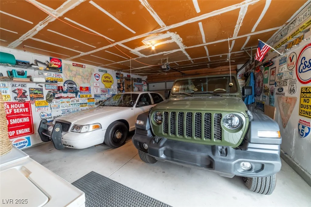 6432 Aberdeen, Las Vegas, NV 89107