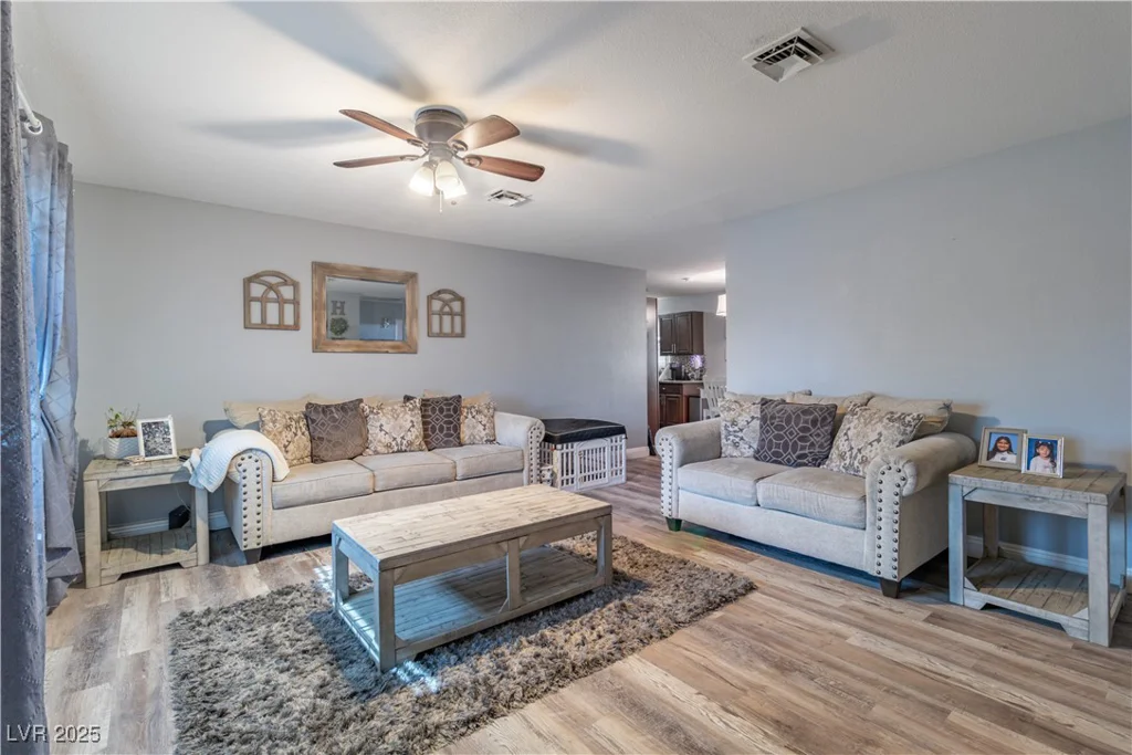 3682 Deer Creek, Las Vegas, NV 89115
