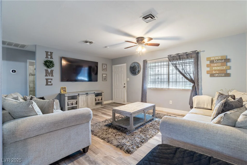 3682 Deer Creek, Las Vegas, NV 89115