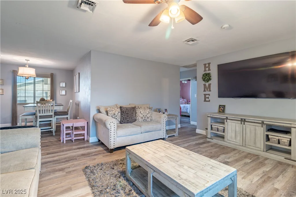 3682 Deer Creek, Las Vegas, NV 89115