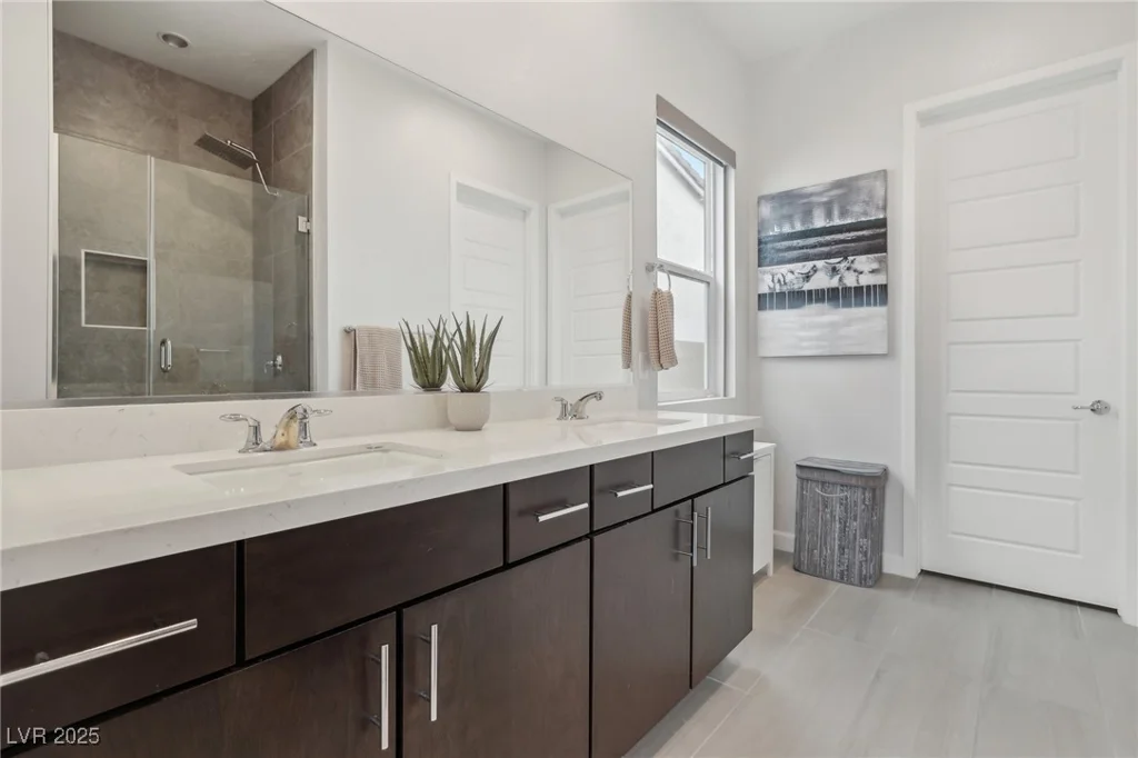 8956 Skye Treeline, Las Vegas, NV 89166