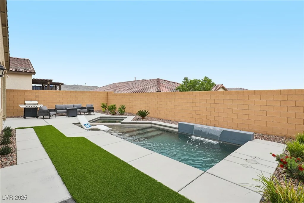 8956 Skye Treeline, Las Vegas, NV 89166