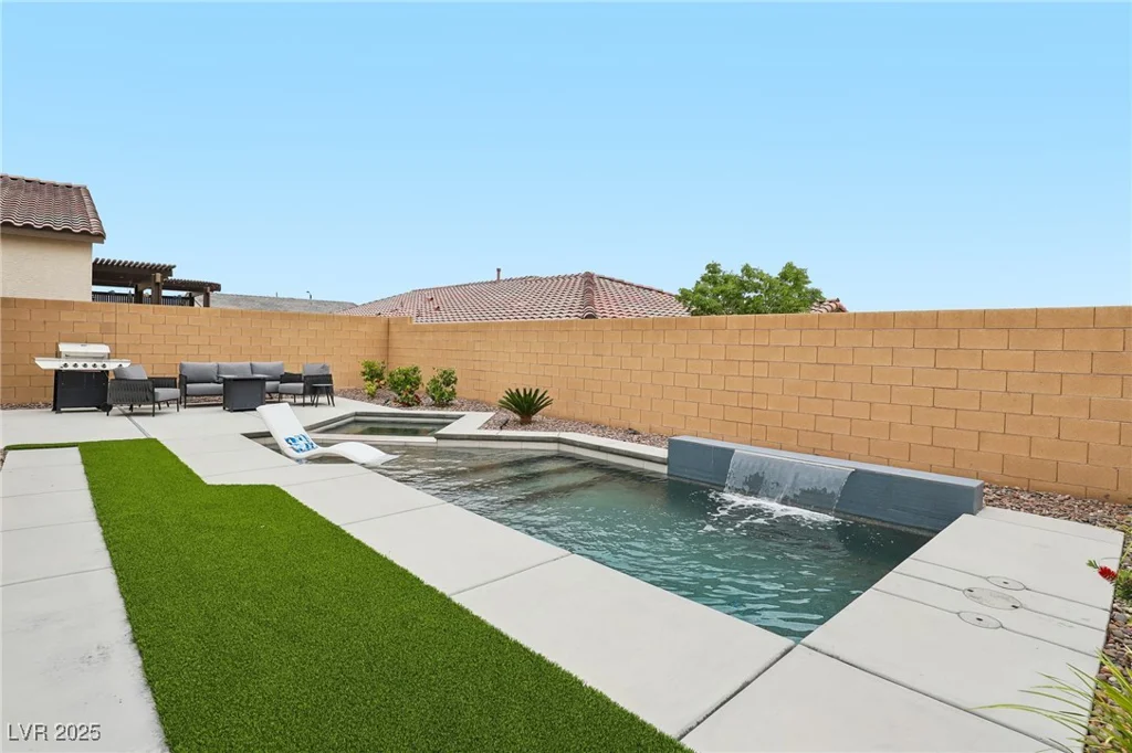 8956 Skye Treeline, Las Vegas, NV 89166