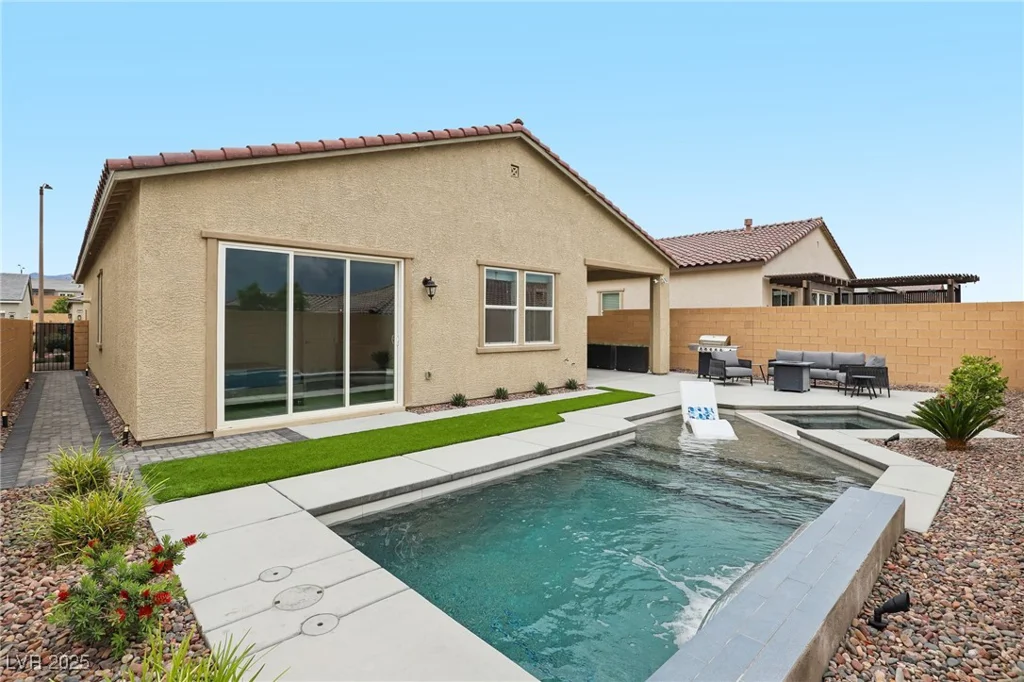 8956 Skye Treeline, Las Vegas, NV 89166