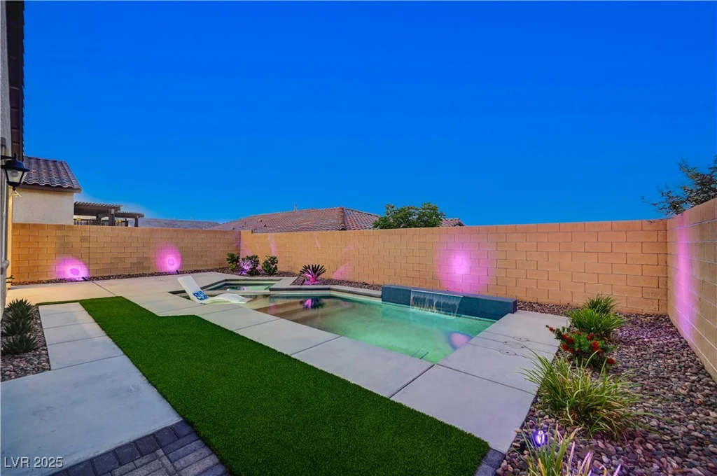8956 Skye Treeline, Las Vegas, NV 89166