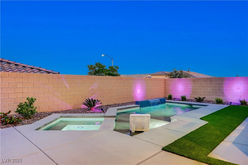8956 Skye Treeline, Las Vegas, NV 89166