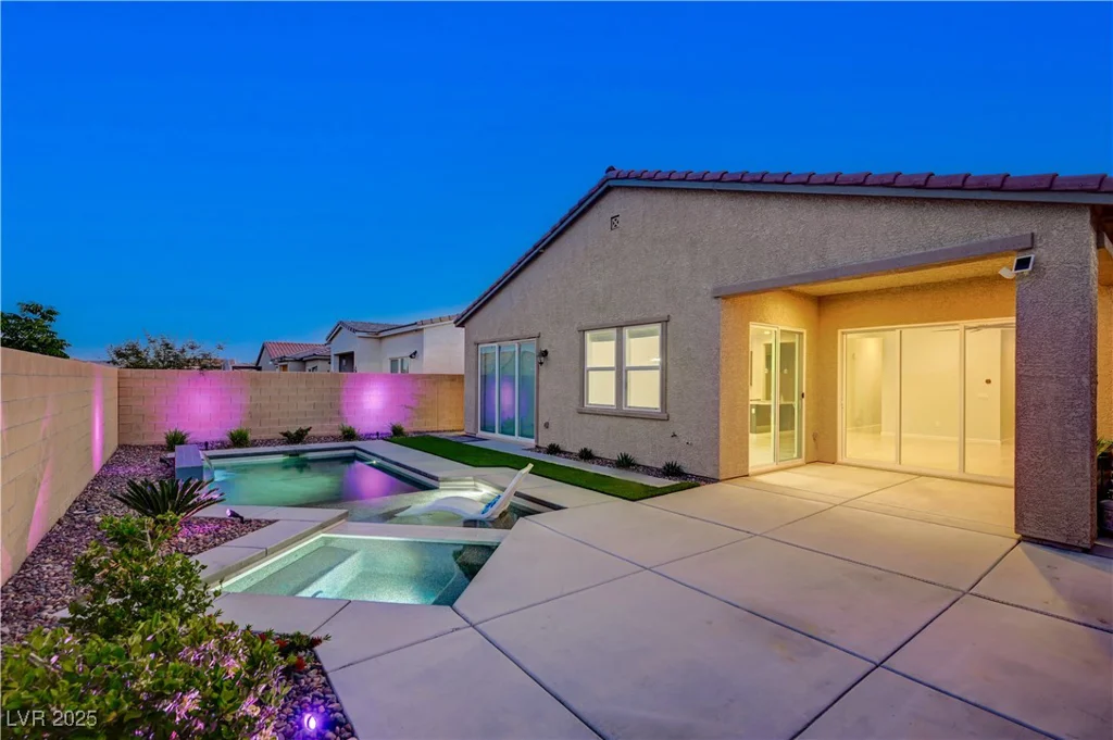 8956 Skye Treeline, Las Vegas, NV 89166