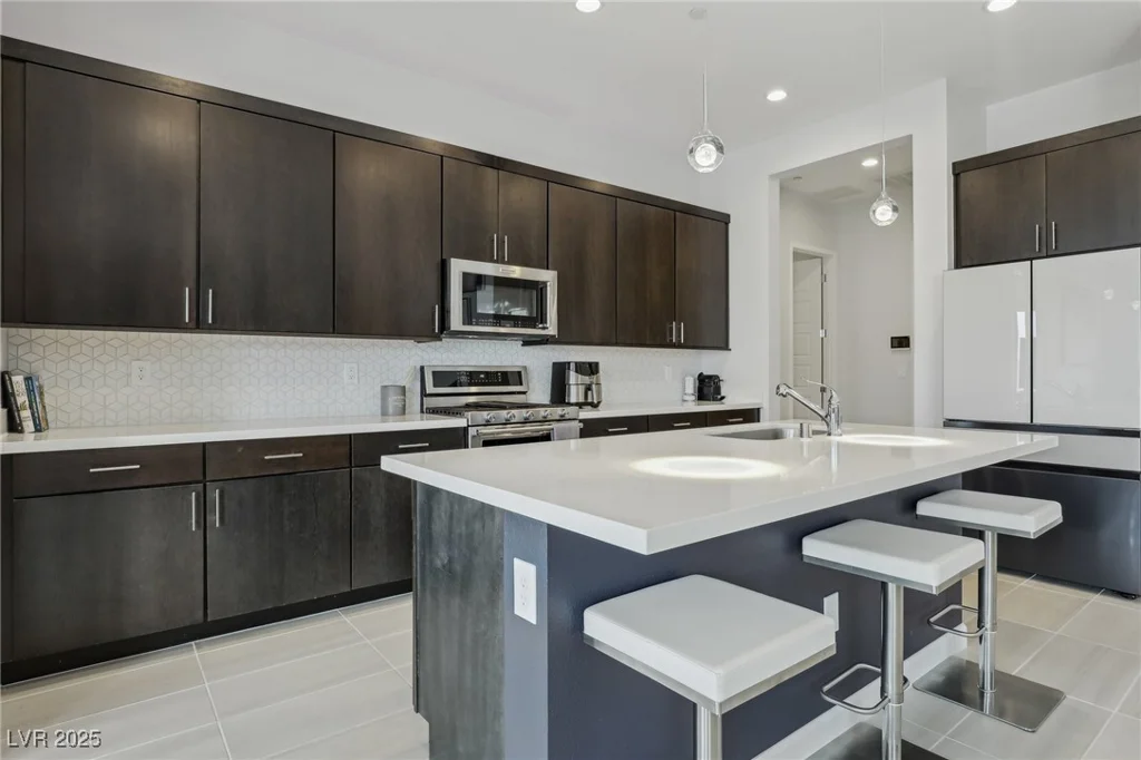 8956 Skye Treeline, Las Vegas, NV 89166