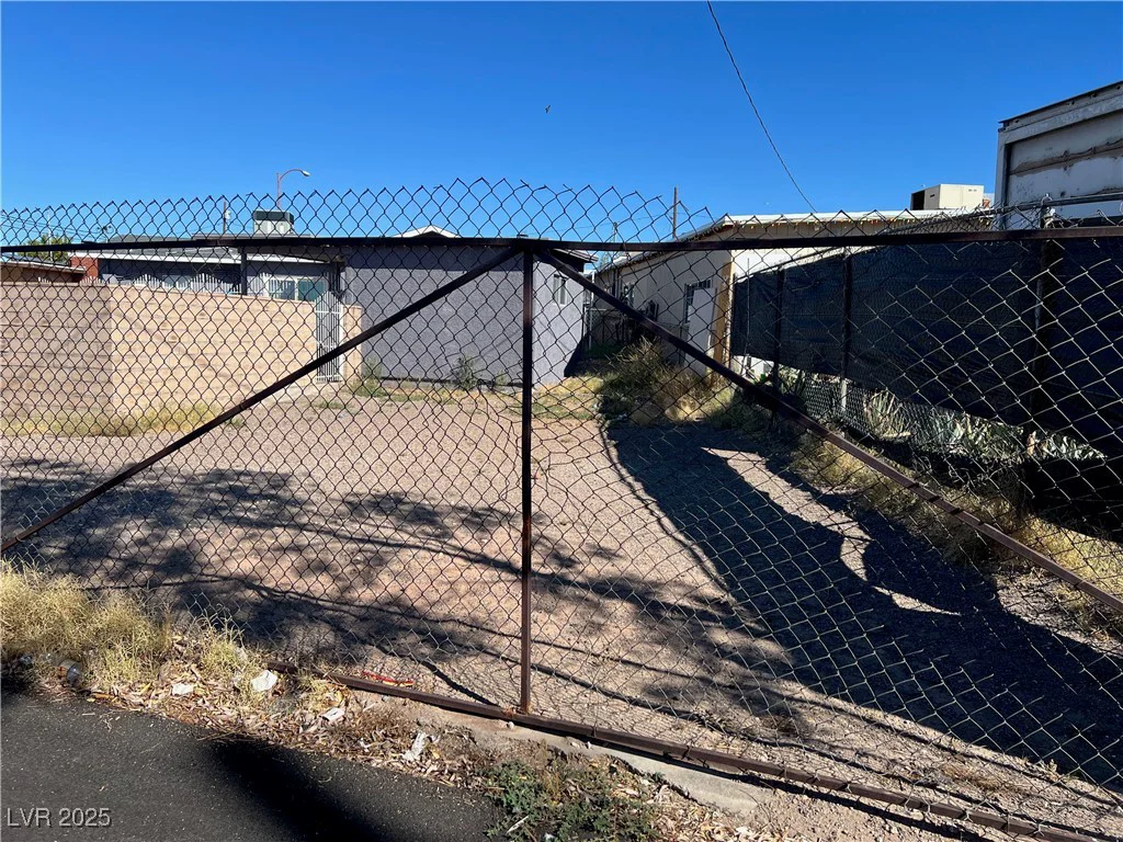 126 Magnesium, Henderson, NV 89015