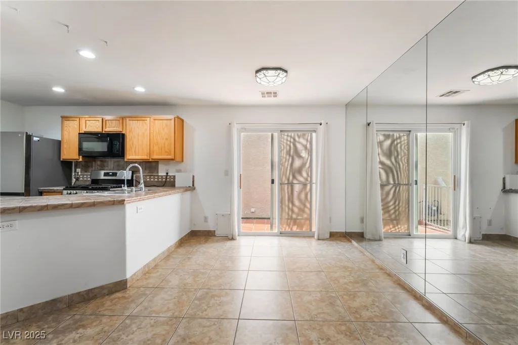 9962 Keephills, Las Vegas, NV 89183