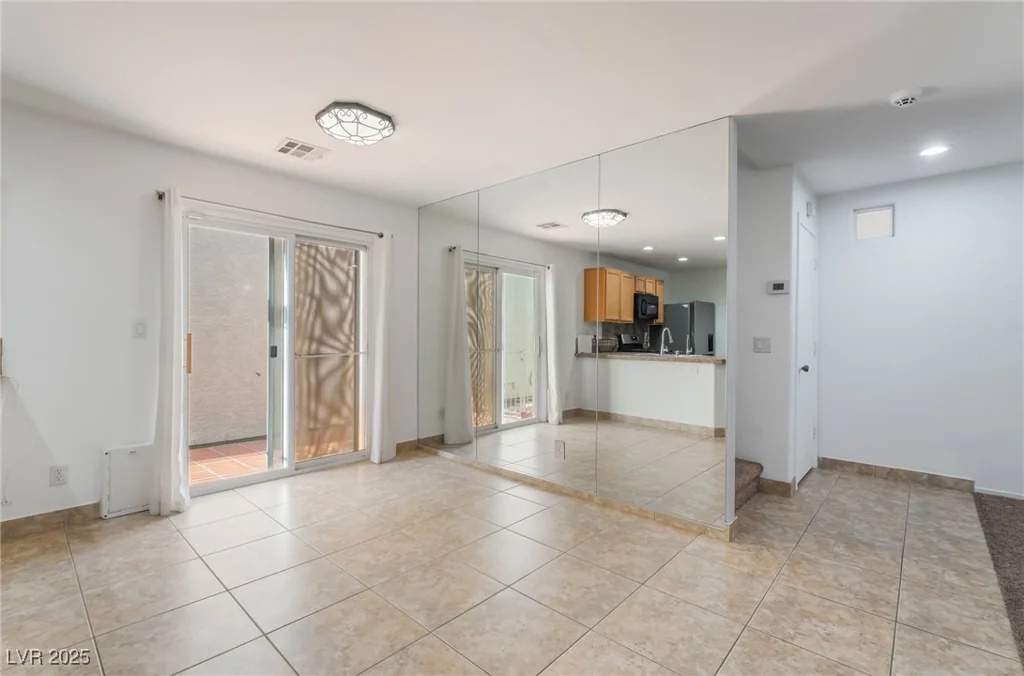 9962 Keephills, Las Vegas, NV 89183