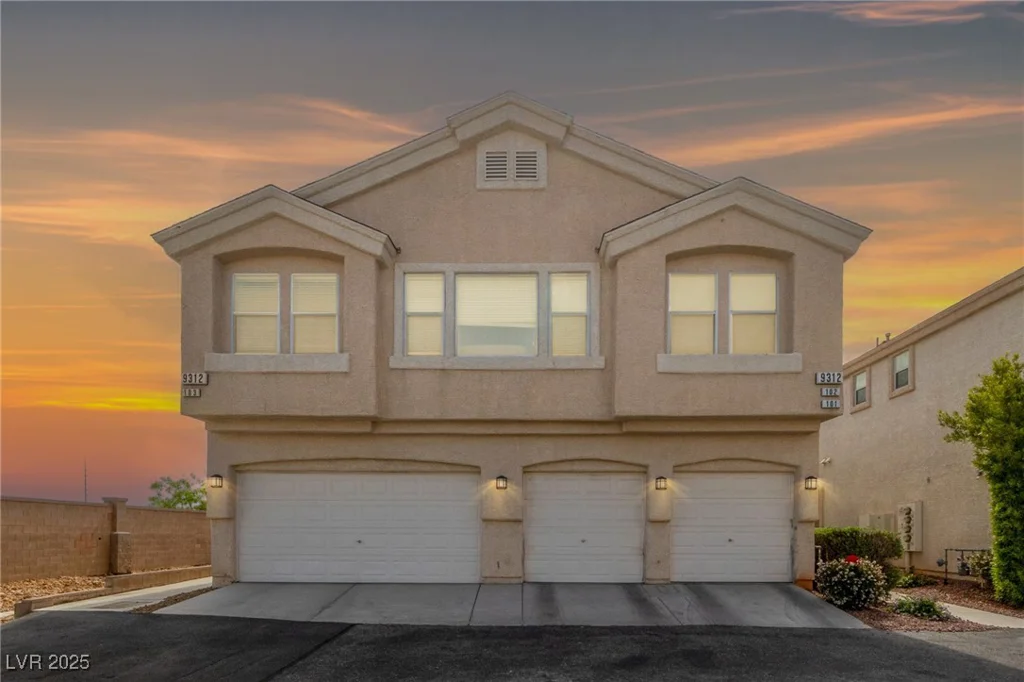 9312 Straw Hays, Las Vegas, NV 89178