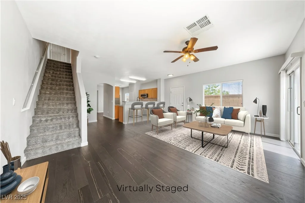 9312 Straw Hays, Las Vegas, NV 89178