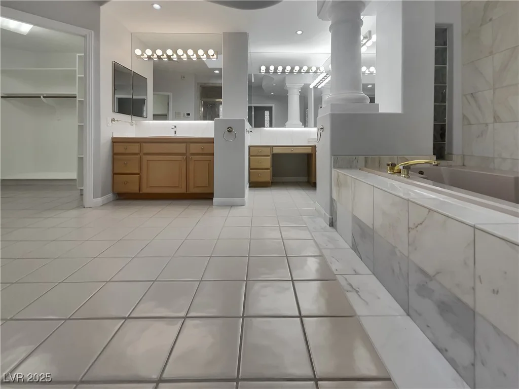 3957 Placita Del Lazo, Las Vegas, NV 89120