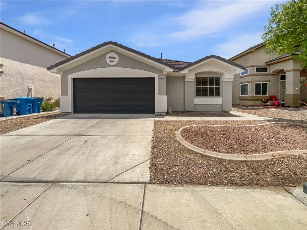 7524 Fencerow, Las Vegas, NV 89131