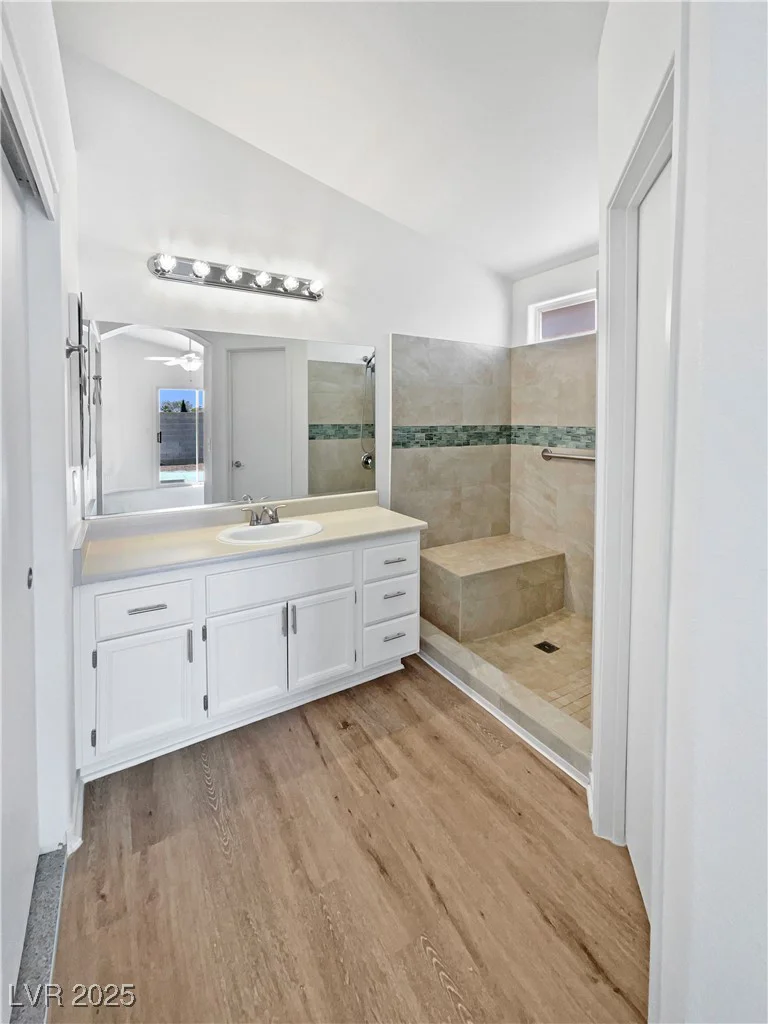 7524 Fencerow, Las Vegas, NV 89131
