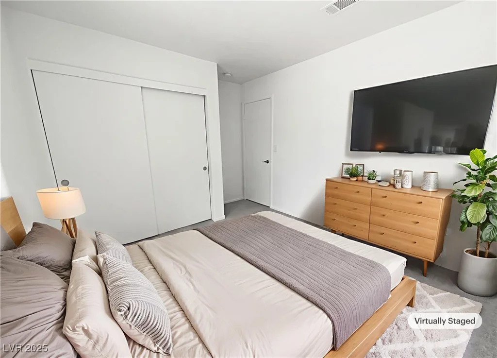 7524 Fencerow, Las Vegas, NV 89131