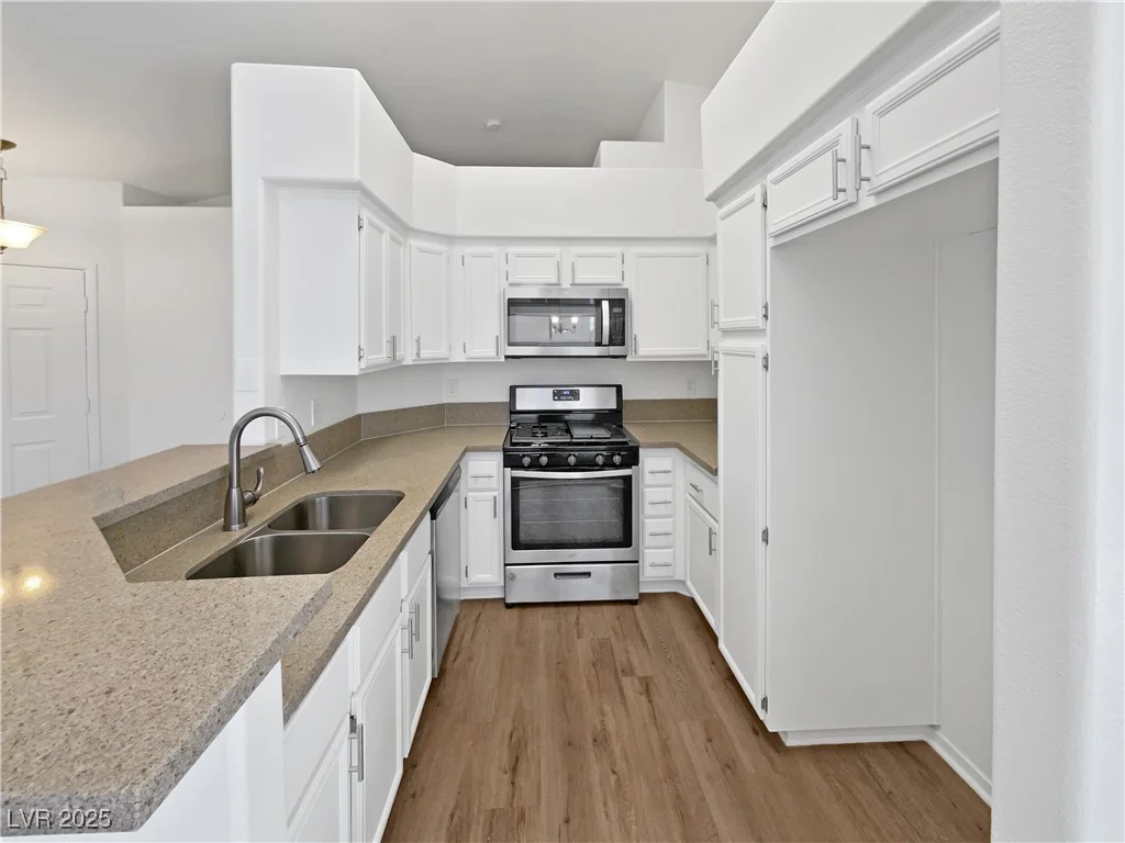 7524 Fencerow, Las Vegas, NV 89131