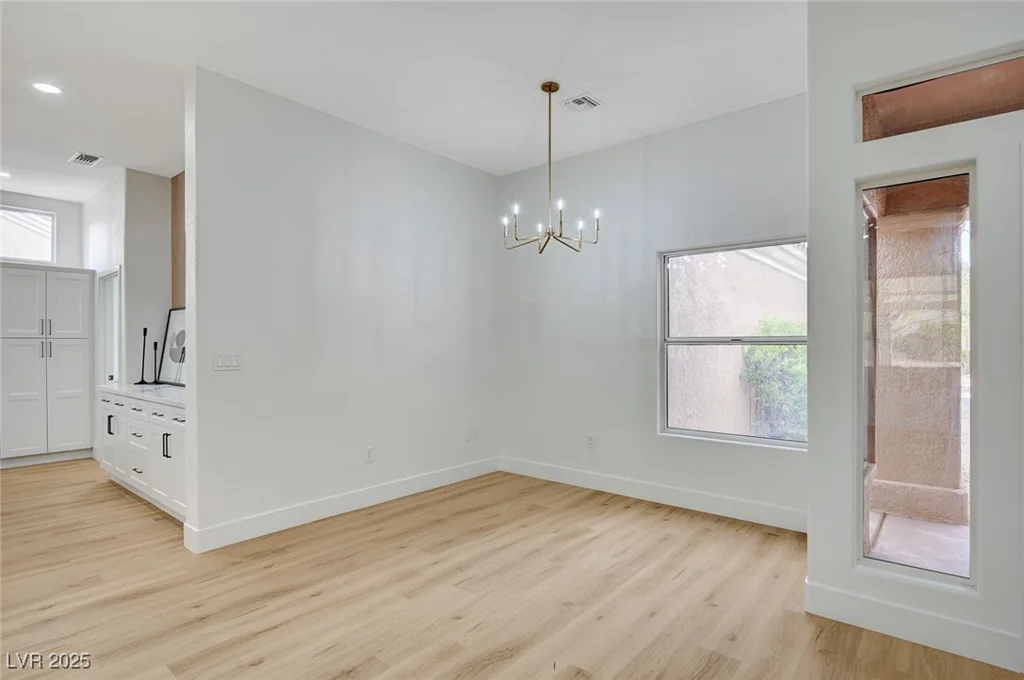 2353 Lauren, Las Vegas, NV 89134
