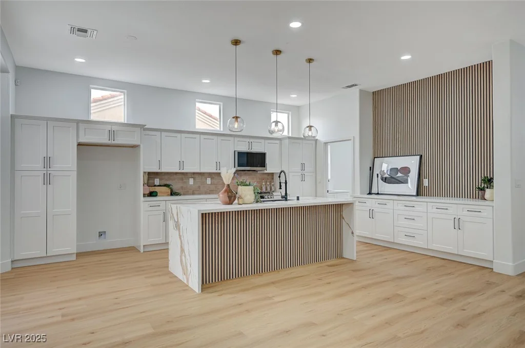 2353 Lauren, Las Vegas, NV 89134