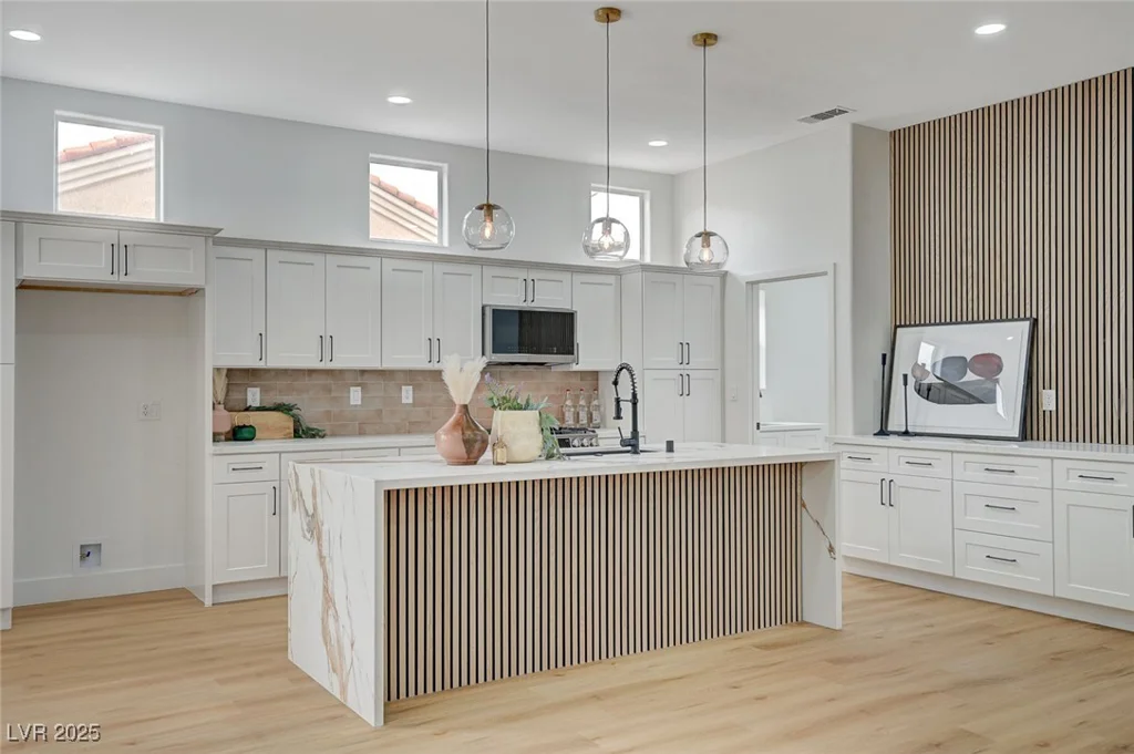 2353 Lauren, Las Vegas, NV 89134