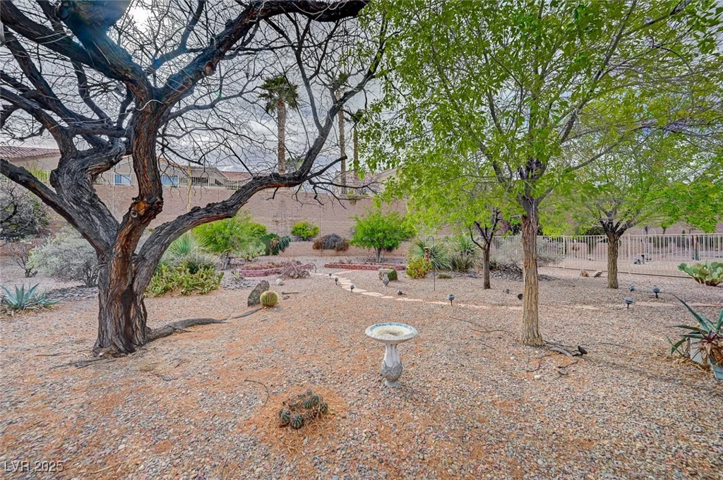 2353 Lauren, Las Vegas, NV 89134