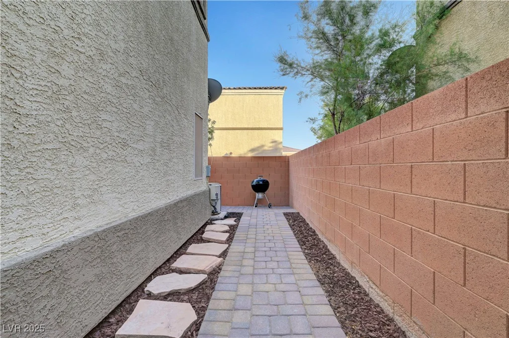 6170 Sahara, Las Vegas, NV 89142