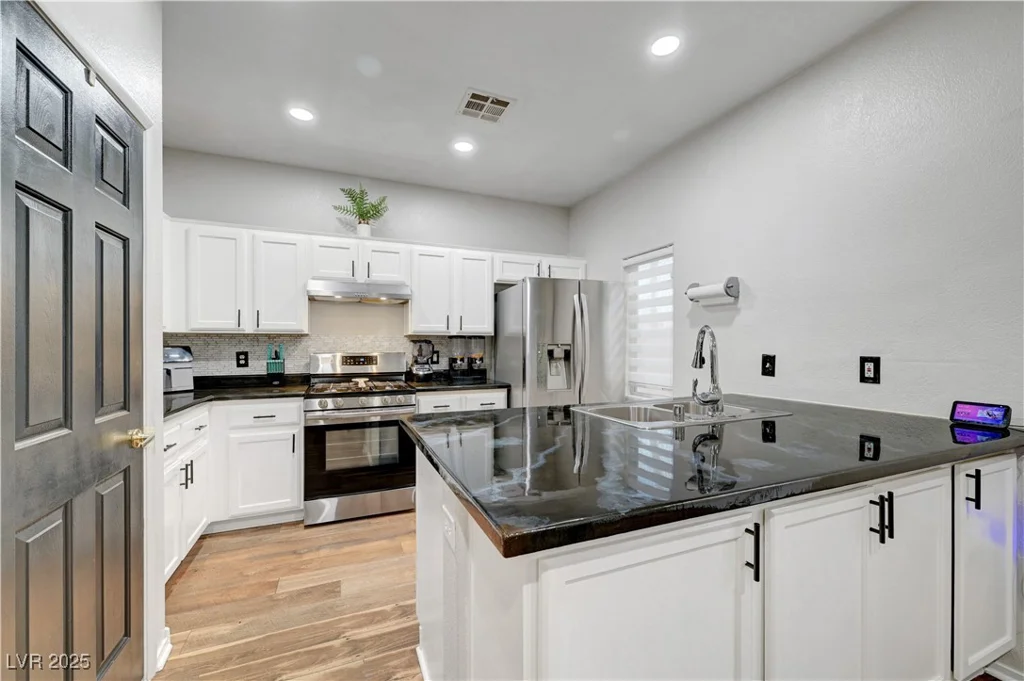 6170 Sahara, Las Vegas, NV 89142