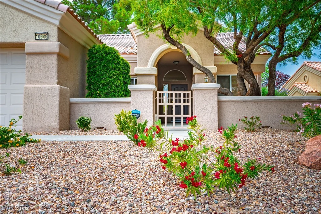 10646 Heritage Hills, Las Vegas, NV 89134