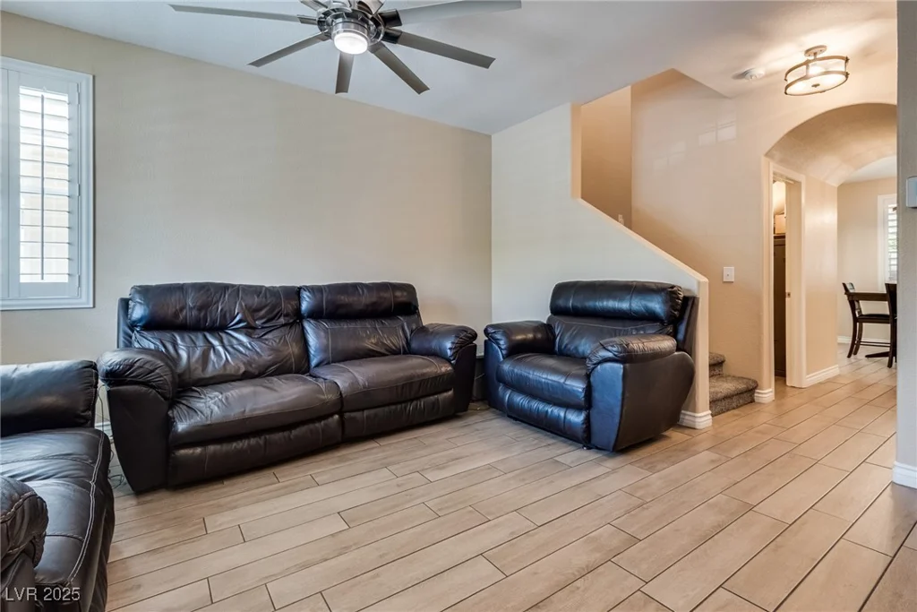 7694 Hampton Park, Las Vegas, NV 89113