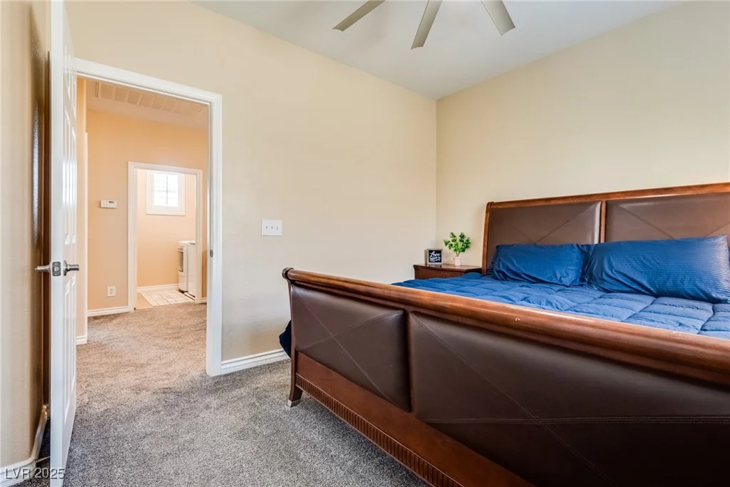 7694 Hampton Park, Las Vegas, NV 89113