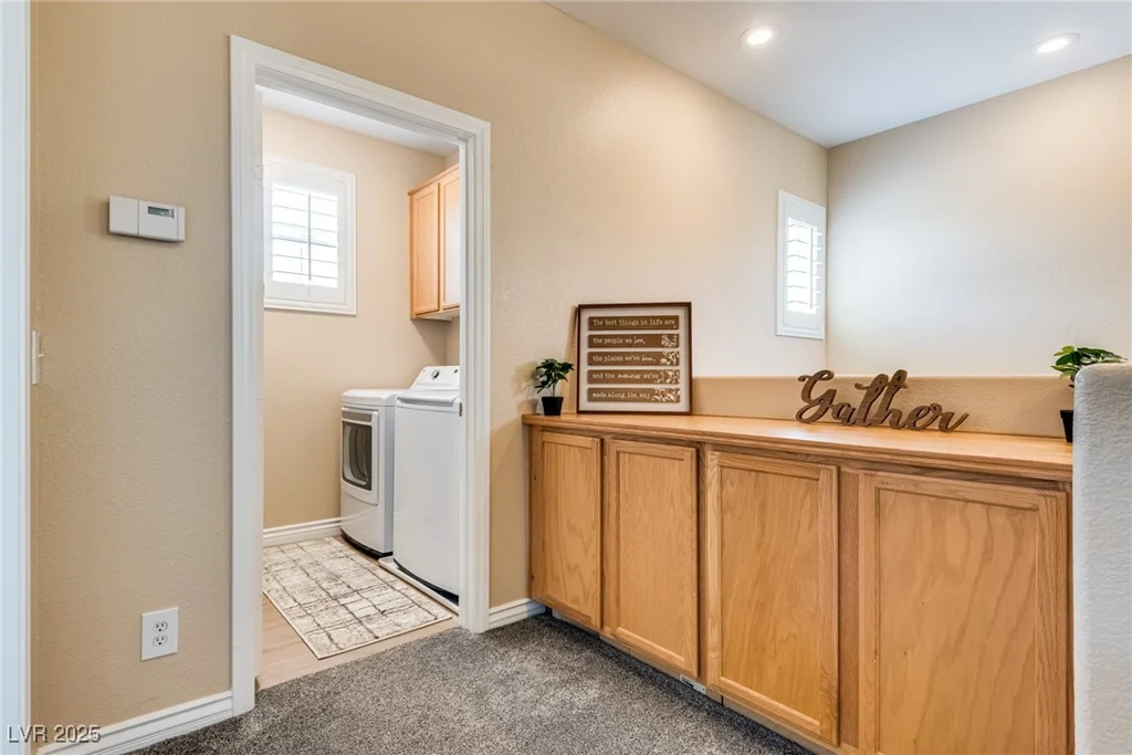 7694 Hampton Park, Las Vegas, NV 89113