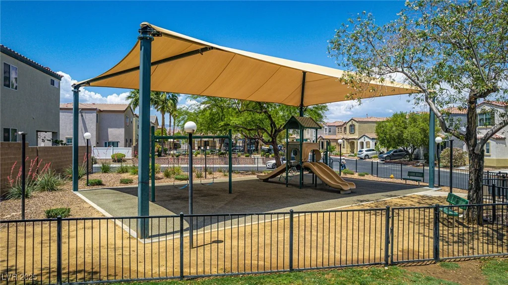 7694 Hampton Park, Las Vegas, NV 89113